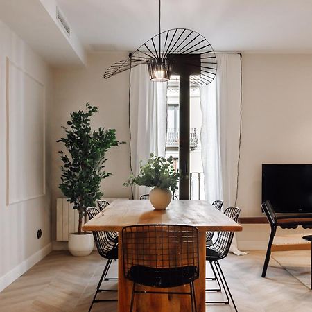 Lunalux Apartment Барселона Екстер'єр фото