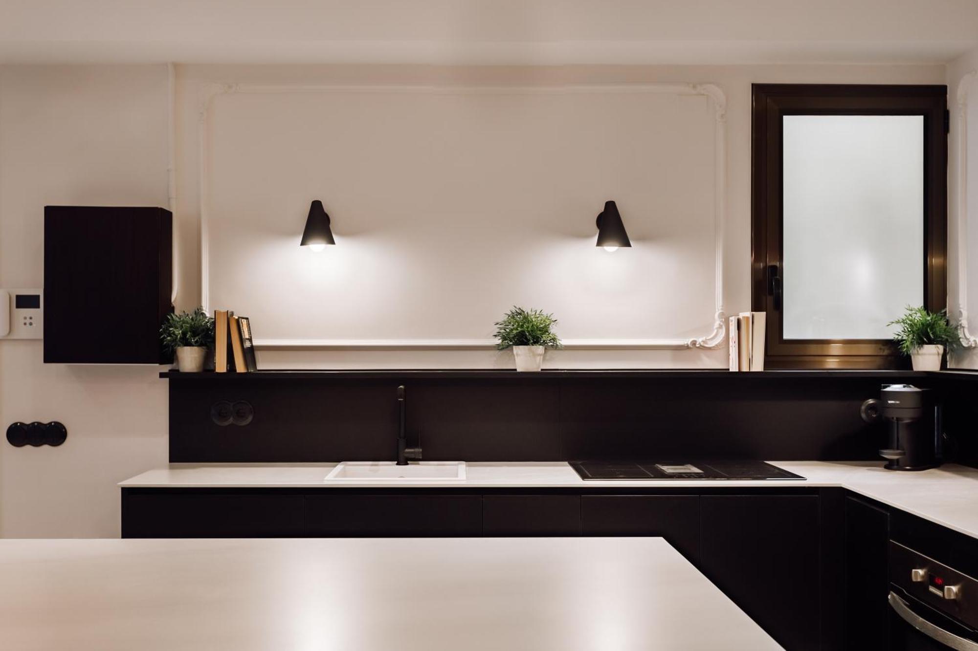 Lunalux Apartment Барселона Екстер'єр фото